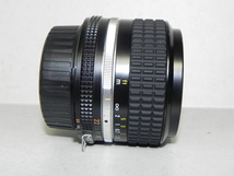 Nikon Ai-s Nikkor 24mm f/2.8 レンズ(中古品)_画像1