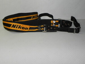 Nikon ストラップ (黄色、黒模様)中古品