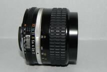 **中古品　Nikon Ai-s 85mm/f 2 レンス゛*_画像1