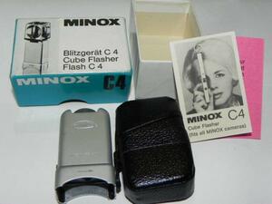 Minox flash C4 (中古品　シルバ-)