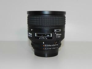 **中古良品　Nikon AF NIKKOR 85mm F1.4D レンズ*