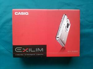 【新品未使用】カシオ　デジカメ　EXILIM CARD EX-S880　SR（シルバー）