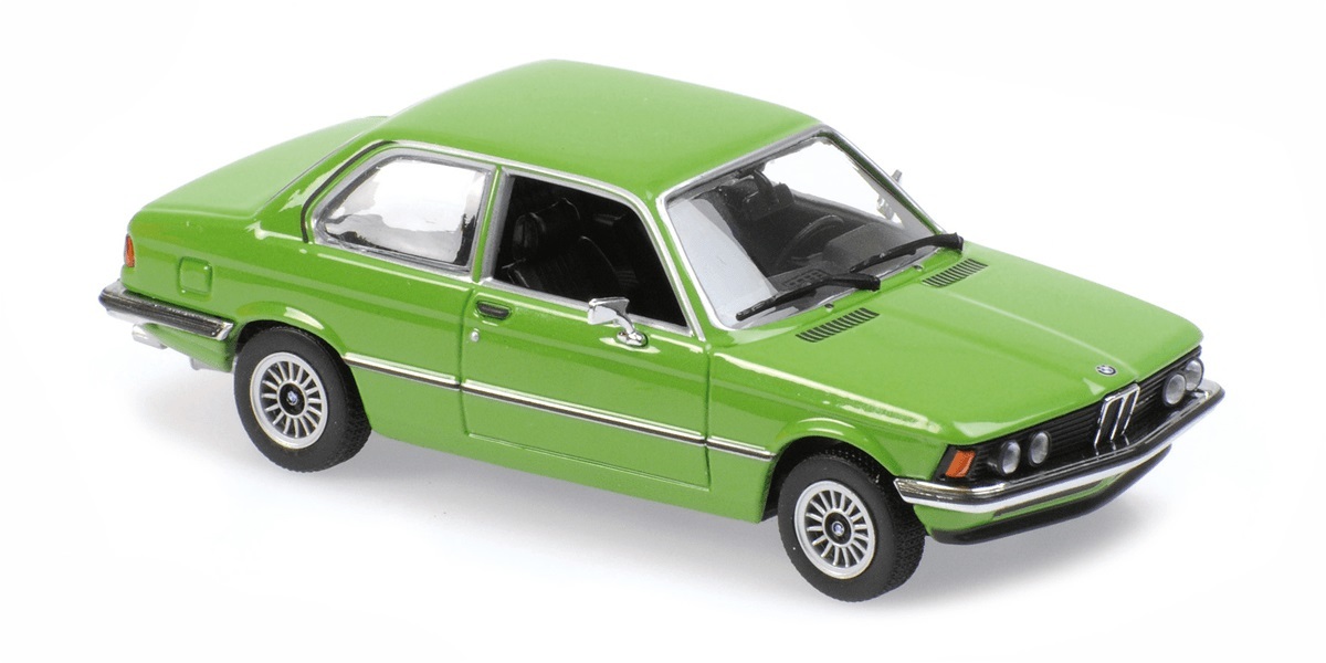 日本 入手困難 Yellow MINICHAMPS 1 18 BMW M3 2021 新品 PMA tomus.com.gt