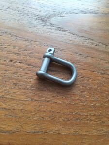 Ti shackle titanium