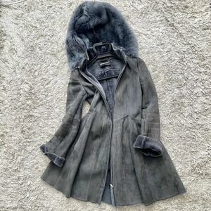  бесплатная доставка Emporio Armani мутоновое пальто серый Armani мех капот 