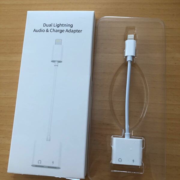 Dual lightning Audio&Chage Adapter