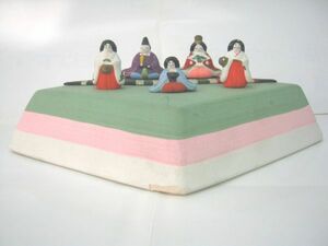 雛人形　ひな人形　五人飾り　陶器製　ひし台　ミニチュア 箱約17cm ひな祭り　展示品　飾り物 インテリア 雛飾り 即決　送料無料