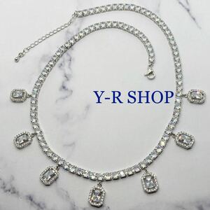 ホワイトトパーズたっぷりのゴージャスネックレス☆レディースペンダントシルバーアクセサリーカラーストーンY-RSHOPプレゼント新品宝石cz