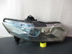 インサイト ZE2 右ヘッドライト HID 刻印:H/KOITO 100-22878 中古品[H102-HL1811]