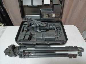 8 millimeter video camera Mac load Movie Panasonic case three with legs set [ Junk ]