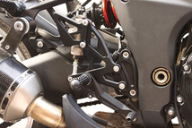 Z1000 10-15 バックステップ rearsets Black_画像3