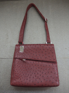 0610109a[ женский Ostrich кожа похоже сумка на плечо ]JRA бирка есть / такой же материалы футляр для карточек есть / вино серия / б/у товар / сделано в Японии 