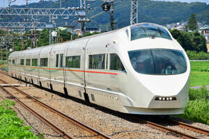 鉄道 デジ 写真 画像 小田急 ロマンスカー VSE 16