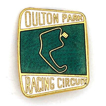 オウルトンパーク サーキット ピンバッジ OULTON PARK CIRCUIT Pin バイク ピンズ イングランド イギリス バイカー レース Racer Biker_画像1