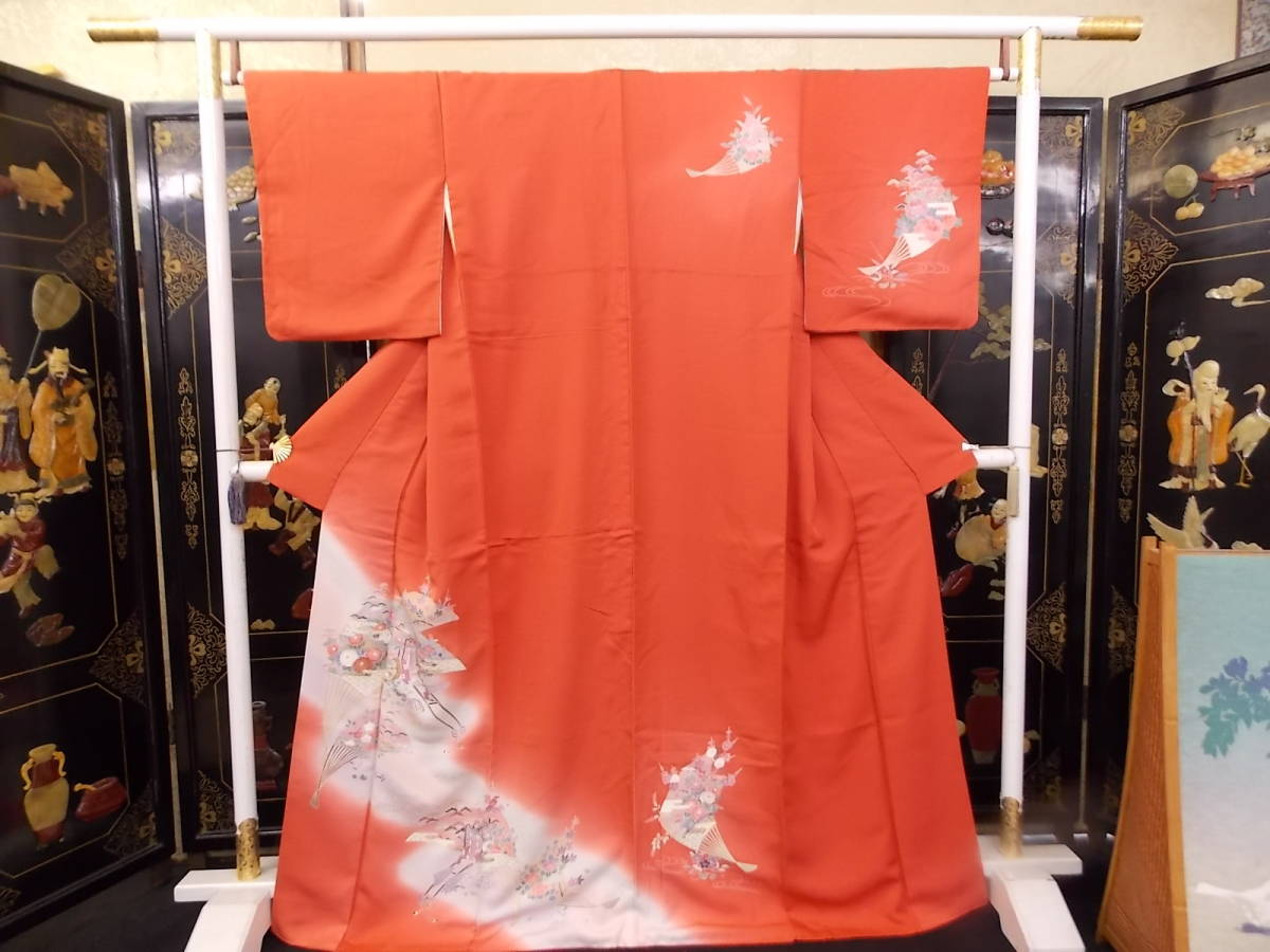 Кимоно Кондзяку 3185 Цукэсаге Хомонги (кимоно для визитов) Чистый шелк Ткань Команриндзу (стиль Сая) Кирпичный цвет грунт Расписанная вручную Императорская карета с узорами чая и цудзи, Женское кимоно, кимоно, Платье для посещения, Готовый