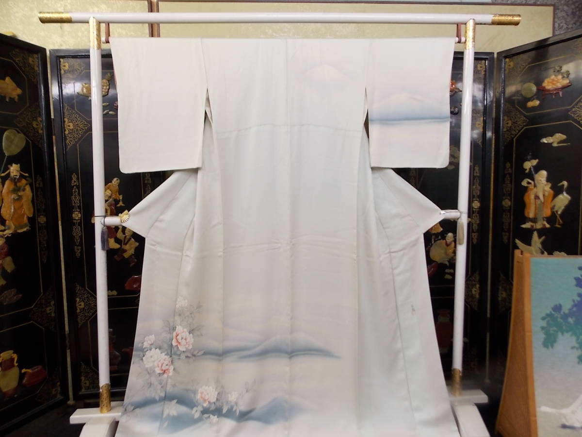 Kimono Konjaku 3192, Tsukesage Homongi, Cuello ancho, Color de fondo de pegamento muy claro, Toyama Kasumi pintado a mano con peonía, kimono de mujer, kimono, vestido de visita, Confeccionado