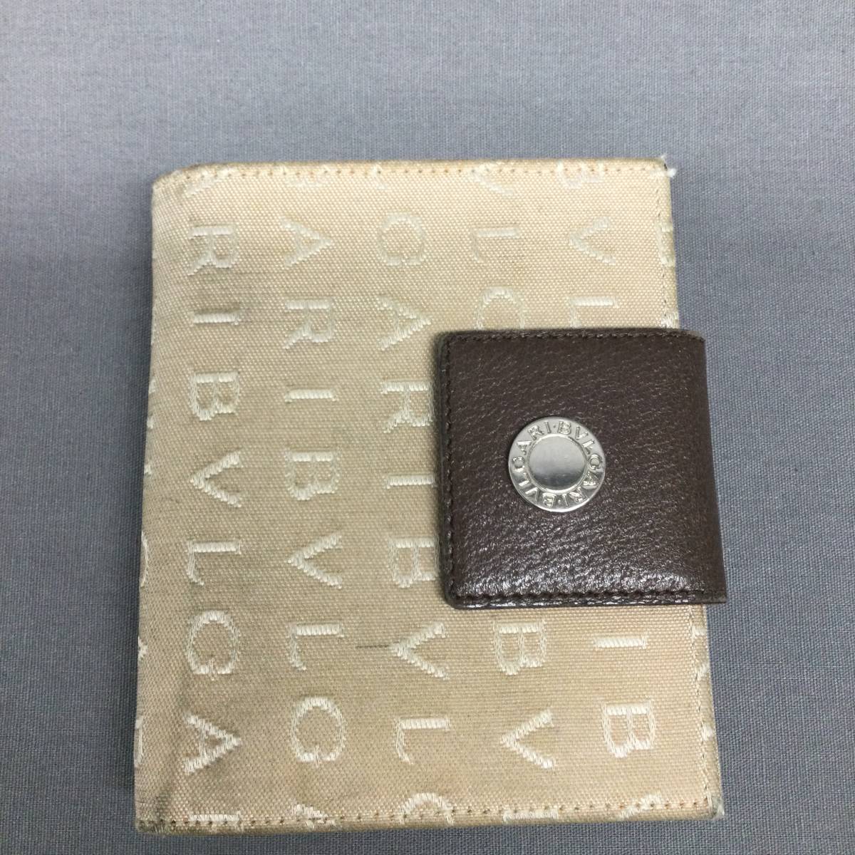 ヤフオク! -ブルガリ 財布 二つ折り ロゴマニアの中古品・新品・未使用 