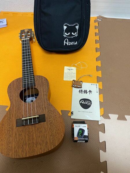 Adela ukulele ギター