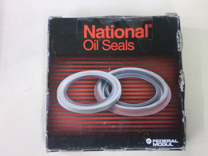 National Oil Seals　/　National社製　リアピニオン　57y ベルエア