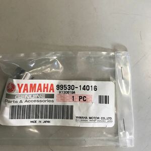 M2970 YAMAHA シリンダーガスケットピン　新品　品番99530-14016 SR400