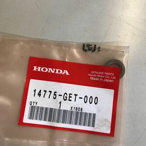 M3069 HONDA バルブスプリングシート　新品　品番14775-GET-000 ズーマー