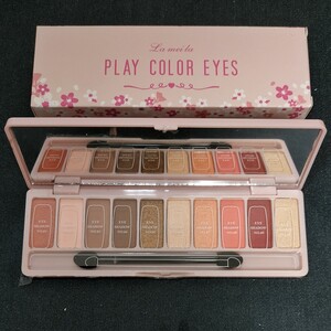 新品10色アイシャドウパレード #桜