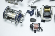 Daiwa RYOBI 他 スピニングリール ベイトリール タイコリール 大量セット フィッシング 釣り具 まとめ ジャンク 2-E054/1/100_画像8