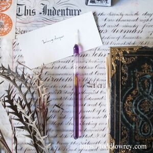 [ inclusion was done liquid . has transparent . writing brush chronicle .] England Vintage ga Raspe n attaching pen purple **Vintage Hand-blown Glass Dip Pen - Purple*