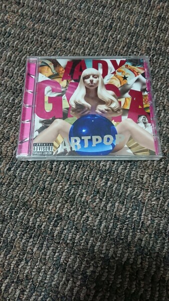 LADY GAGA ARTPOP