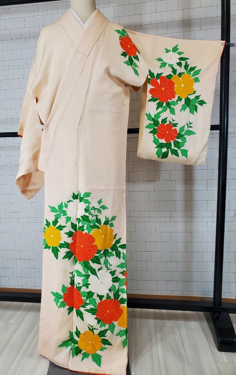 夏物(盛夏用)の着物です 五泉・駒絽・刺繍入り訪問着『胡蝶蘭
