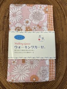 送料無料♪ギフトにも♪　C100％　ウオーキングガーゼ　＊ピンクボタニカル花柄＆格子＊　リバーシブル◎　ユトリコ　ＣＨＡ－ＣＡ．