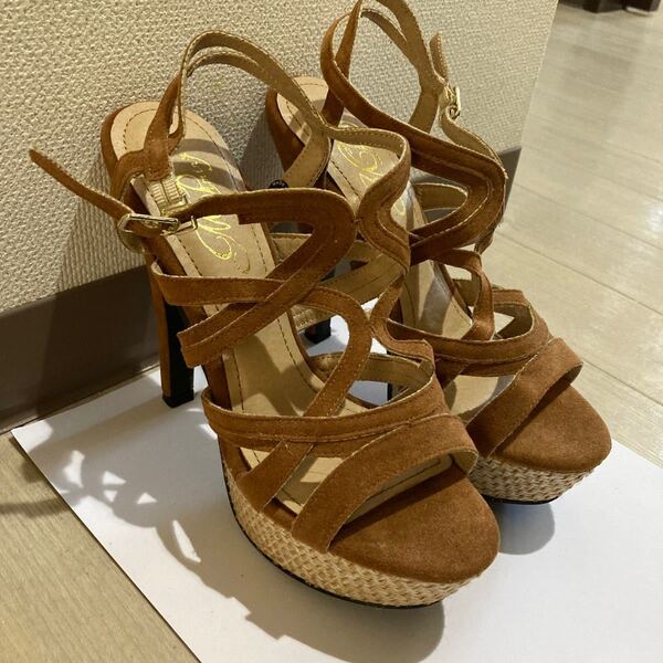 サンダル ヒール Mサイズ ブラウン