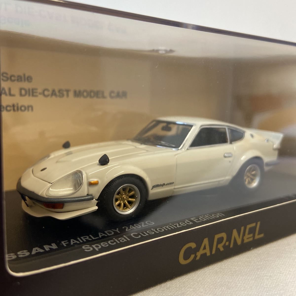 新品未展示品 京商 1 43 日産 フェアレディ240ZG Maroon ミニカー