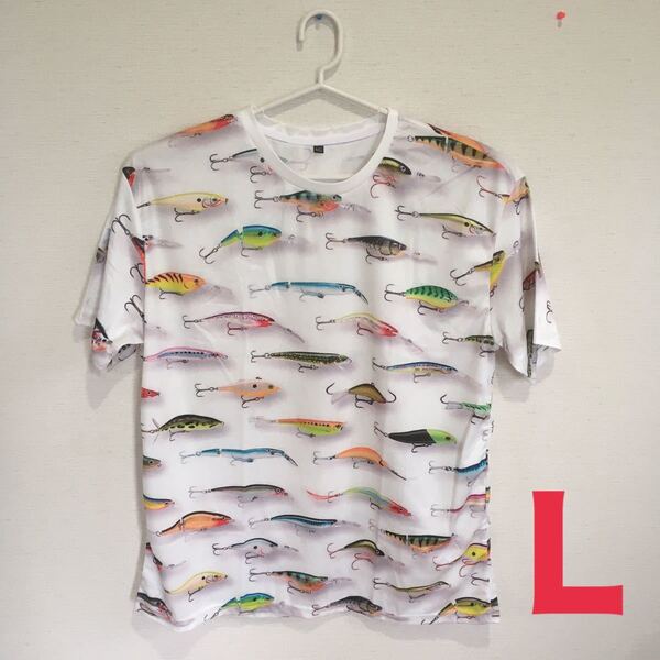 【2580円→値下げ中】ルアー柄 釣り TシャツLサイズ(タグ表記は3XL)