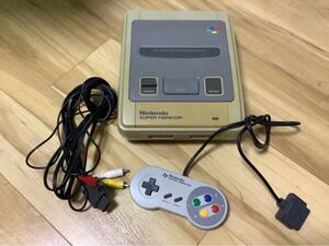 スーパーファミコン本体とステレオAVケーブルとコントローラー1個 動作確認済みのジャンク扱い