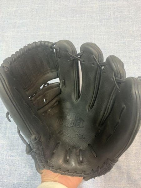 売り切れ 硬式投手用ミズノプロオーダーグローブ 松坂大輔モデル
