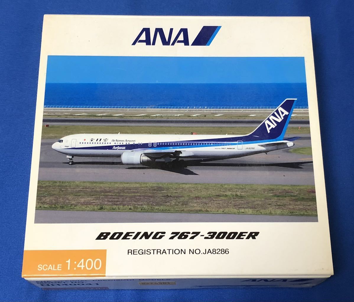 現金特価 未使用品 全日本空輸(ANA)B767?窓ガラス41*29*1cm 処分市で