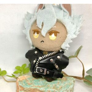 革細工 ミニチュア革ジャン (ツイステ等用) miniature jacket.