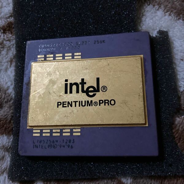 PENTIUM PRO