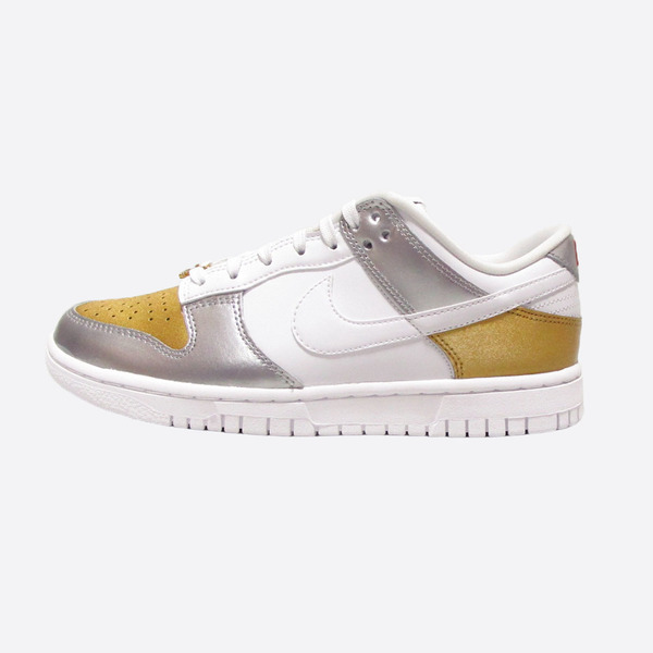 ★SNKRS当選★NIKE/ナイキ★W Dunk Low SE (Gold/White-Silver/7/24cm)