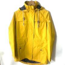 ■ビンテージ Barbour バブアー WATERPROOF AND BREATHABLE フード付き ナイロンジャケット 古着 雨具 イエロー ボーイズ サイズ6■_画像1