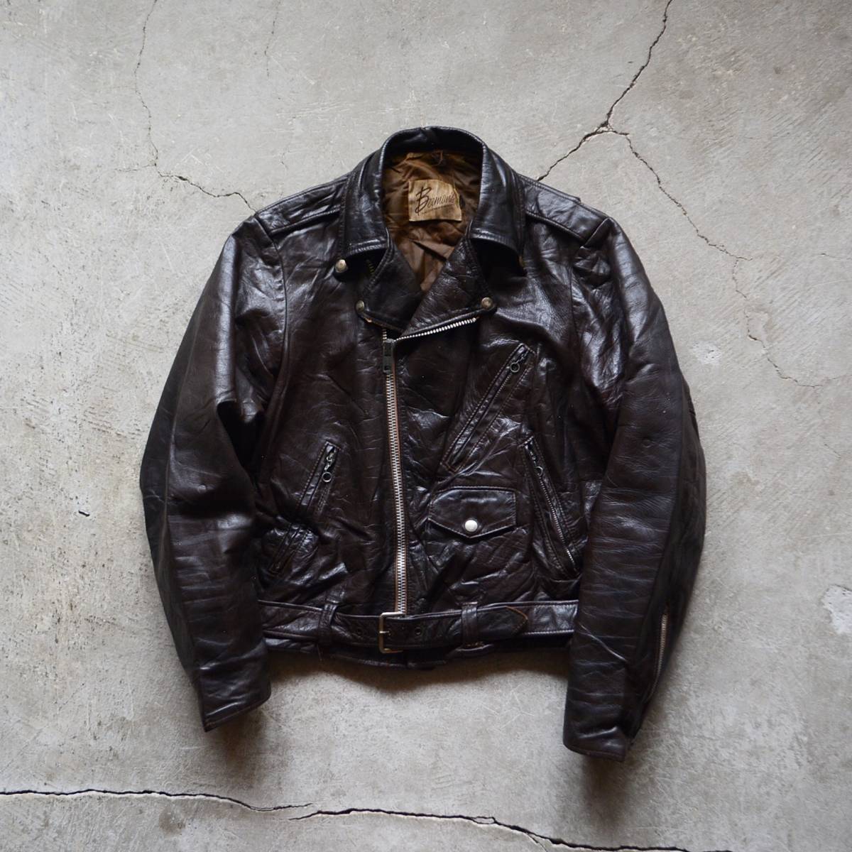 ヤフオク! -「革ジャン 古着」の落札相場・落札価格