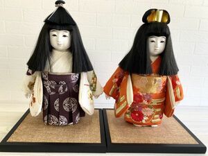 Art hand Auction 市松人形 雛人形 名匠 元賀章介作 男女市松人形 童人形 正絹縮緬地に総刺繍入 高さ約30cm 節句人形 縁起物 保管品, 人形, キャラクタードール, 日本人形, 市松人形