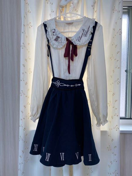 時計刺繍 スカート Amavel
