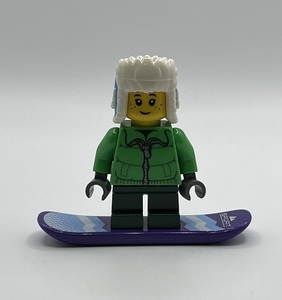 即決 新品　未使用 レゴ LEGO ミニフィグ シティ ミニフィギュア　ちびっこスノーボーダー　スノーボード　子ども　男の子　帽子