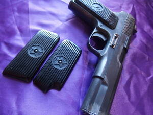 Gun Grips Soviet TT-33 black bakelite 1947年(C) 未使用品