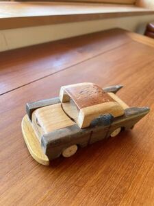 Art hand Auction [Handgefertigt] Holzspielzeug Kuba Oldtimer Autospielzeug Souvenirs Chevrolet Miniaturautos Personenkraftwagen Havanna Stilvolles Interieur wie auf dem Bild gezeigt, Spielzeug, Spiel, Lernspielzeug, Andere