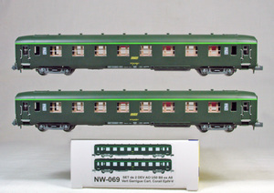 REE-MODELES #NW-069 ＳＮＣＦ（フランス国鉄） ＤＥＶ型ＡＯ客車 Ｂ８ ２等車 （ダークグリーン／等級帯付）２輌セット