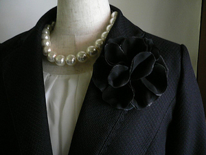  prompt decision! new goods black tweed . flower corsage! graduation ceremony go in . type formal ceremony 