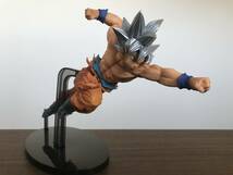 【究極激レア】ドラゴンボール超 BANPRESTO WORLD FIGURE COLOSSEUM 造形天下一武道会 SPECIAL 孫悟空 身勝手の極意_画像4